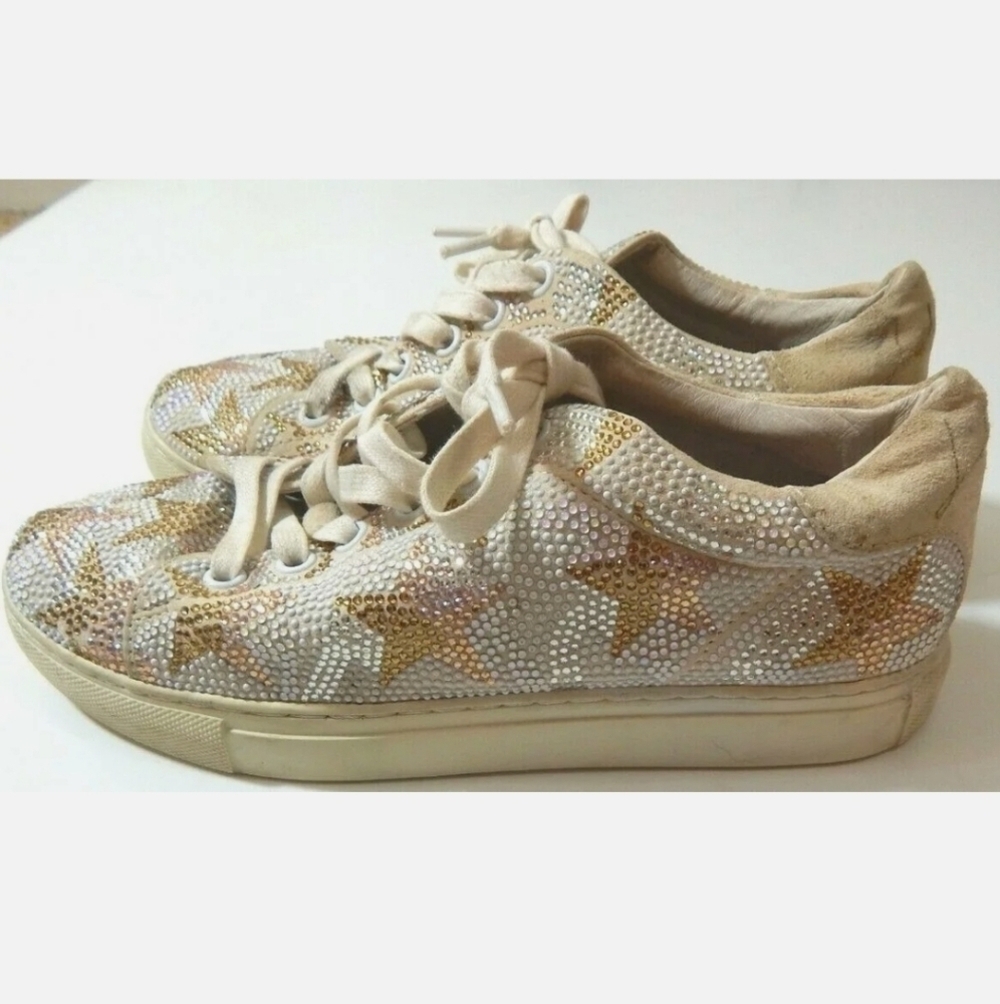 Lola Cruz Crystal Star Sneakers